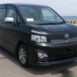 Toyota voxy 2013